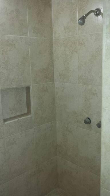 Depab Privado, Centrico,Wifi 80 Mb ,Aire Acondicionado ,Cocina, Cochera Techada, Ciudad Valles Esterno foto